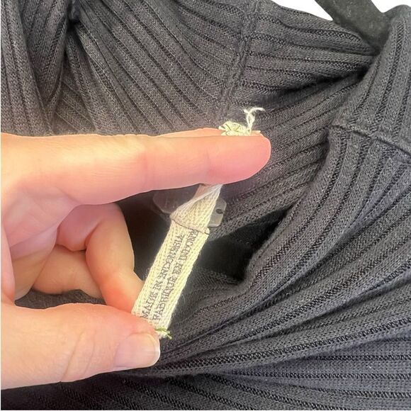 Free People We The Free Mock Neck Flowy Turtleneck Thermal large - Picture 4 of 12